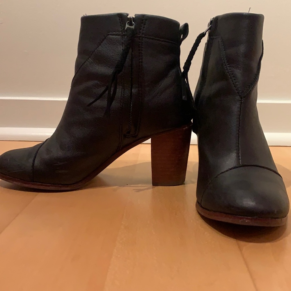 Tom’s Bootie